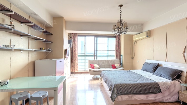 辰龙广场二手房实景图