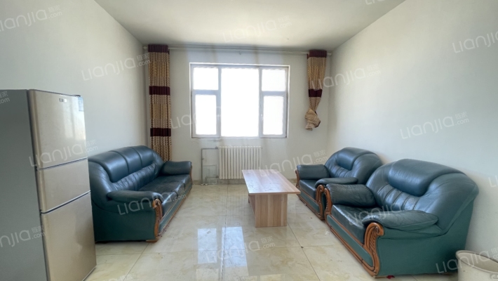 新天地·东鲁学府二手房实景图