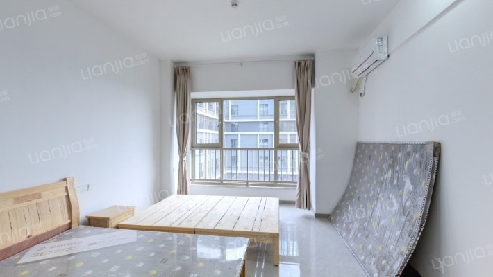 海信云创中心二手房实景图