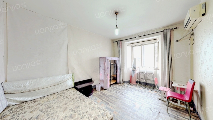 立新花园南区二手房实景图