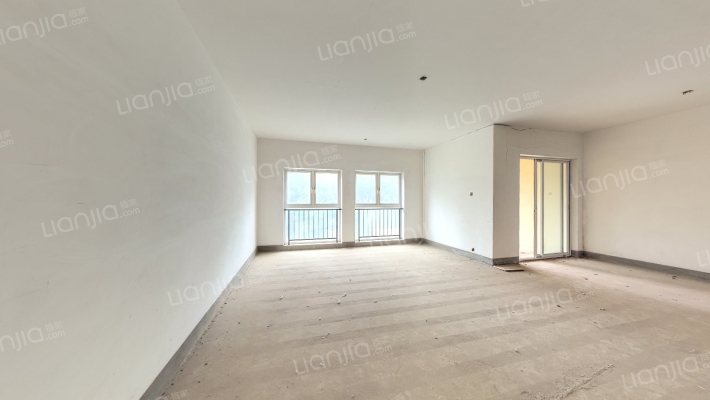 罗纳河谷二手房实景图