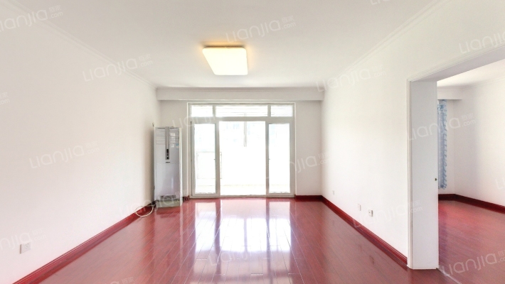 中芯花园18弄二手房实景图