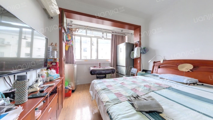 忠烈小区二手房实景图