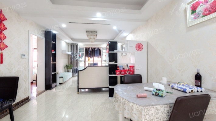 雨润星雨华府二手房实景图