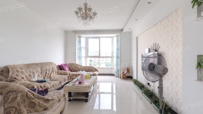 华庆小区二手房实景图