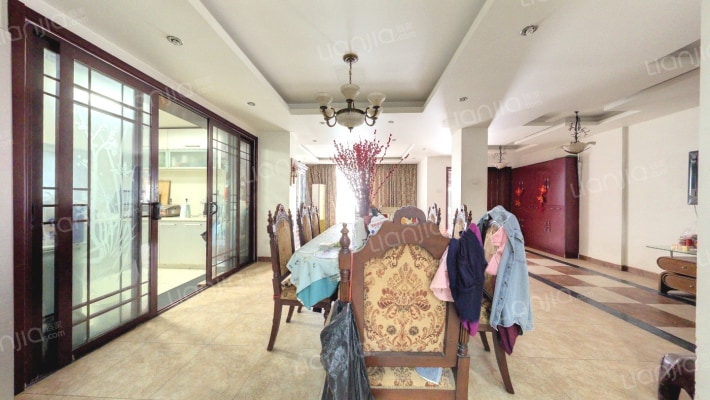 怡园别墅二手房实景图