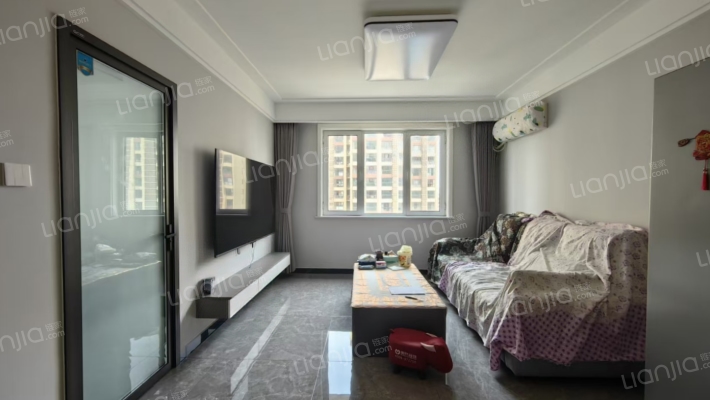 老城区 繁华地段 集中供暖 电梯房-客厅