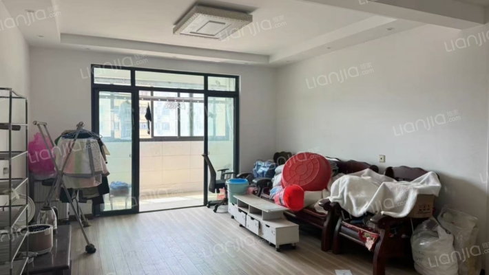 五新花园三区二手房实景图