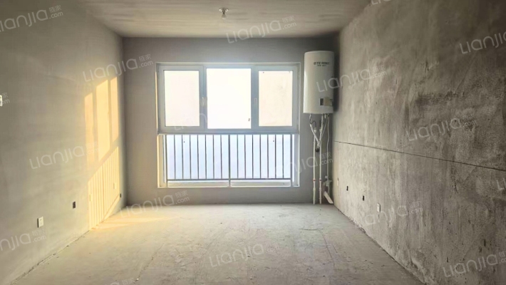 北京界三利中和城B区，大两居，户型好位置好，采光好-客厅