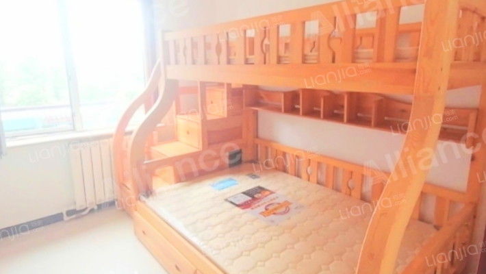 此房满五 户型方正，南北两居室 带装修 采光好-卧室B