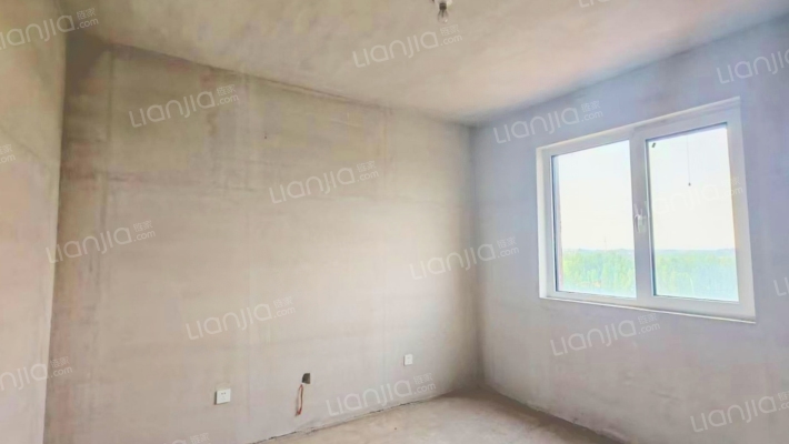 三利中和城采光好，位置好，门口838车站，小区环境好-卧室B