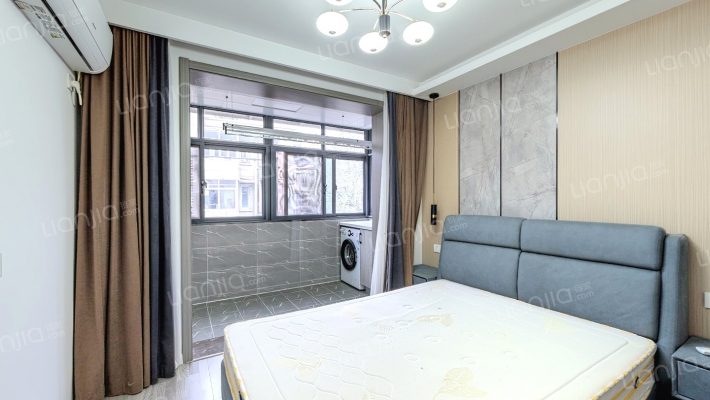 凤凰街84号二手房实景图