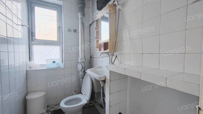 满五低税，自盖一个大房间，生活便利-卫生间