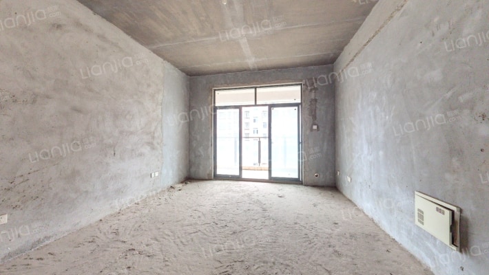 岸芷汀兰二手房实景图