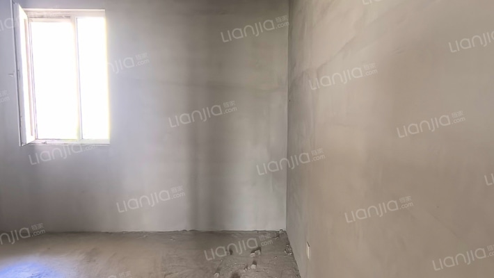 838总站边 地质局单位房，南北通透三在毛坯出售-卧室B
