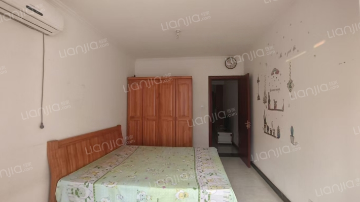 水尚仁佳 1室1厅 南-卧室