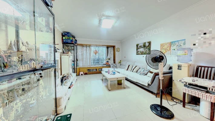 怡海花园富泽园二手房实景图