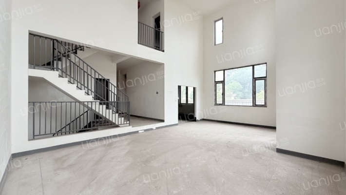 金科岭上B区二手房实景图