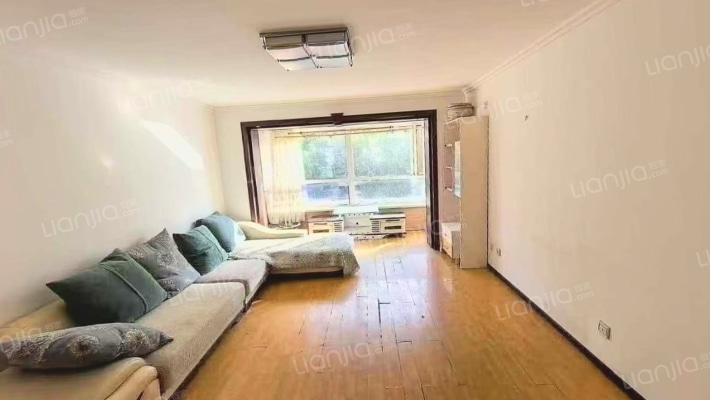 东方新居二手房实景图