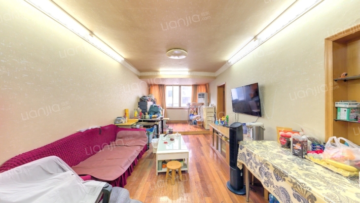 真源小区二手房实景图