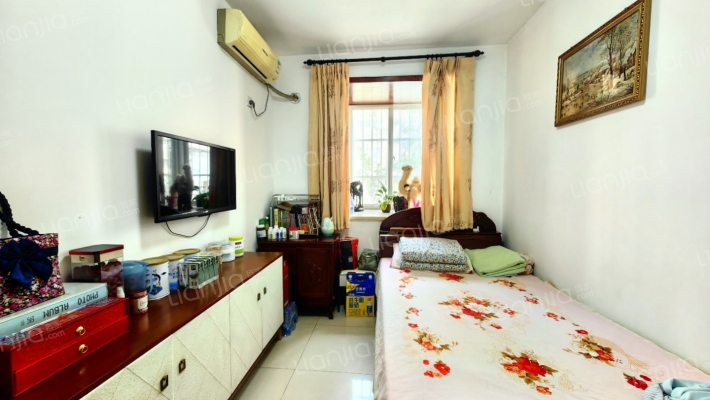 冠云路 汇源大酒店旁 精装低楼层两居-卧室B