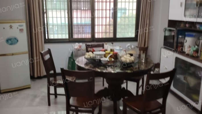 三江路21号二手房实景图