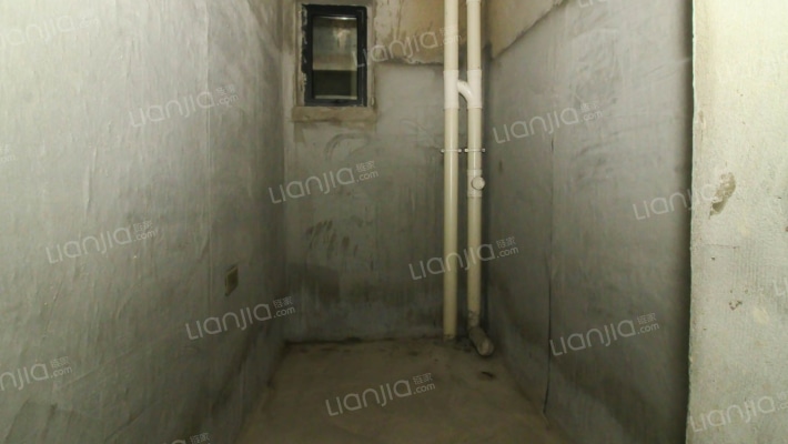 城北七小，聚信国际电梯中层，商品现房，可以直接网签-卫生间B