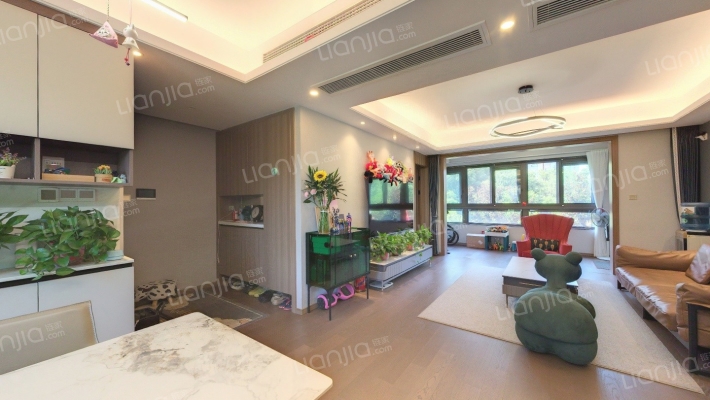 天阅湖滨雅苑二手房实景图