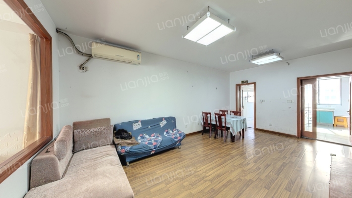 虹桥新天地南楼住宅楼二手房实景图