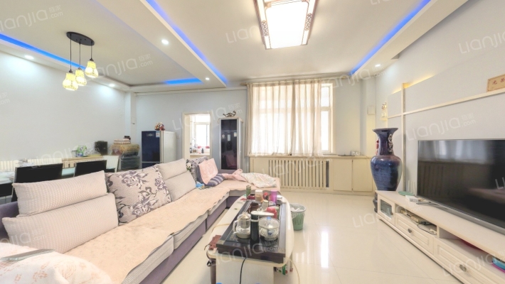 市交警支队家属院南院二手房实景图