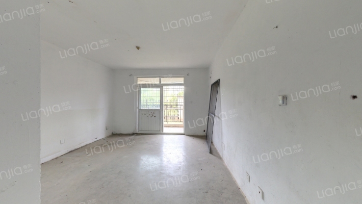 新德佳苑二手房实景图