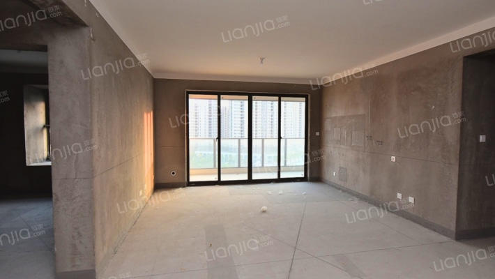 东湖璀璨天成二手房实景图