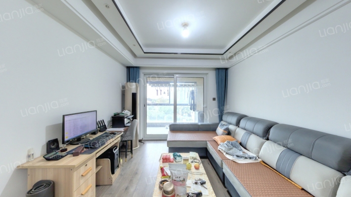 万科华彩城二手房实景图