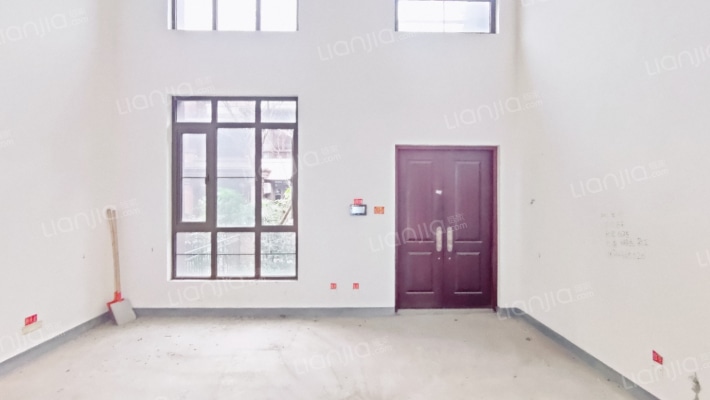 融创都铎庄园一期二手房实景图