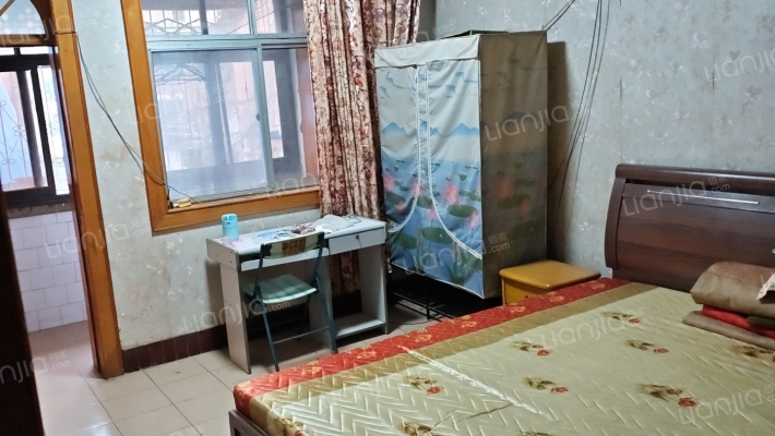 物资局小区二手房实景图