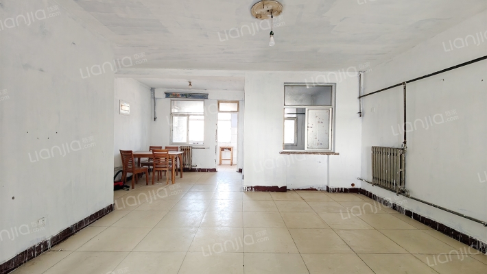 省庄职业中专校区家属院二手房实景图