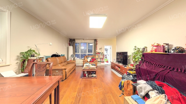 圣馨大地二手房实景图