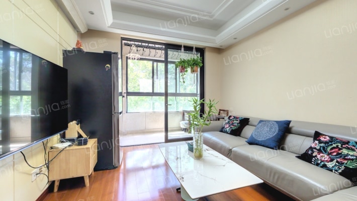 华润中央公园三期(浩翔路508弄)二手房实景图