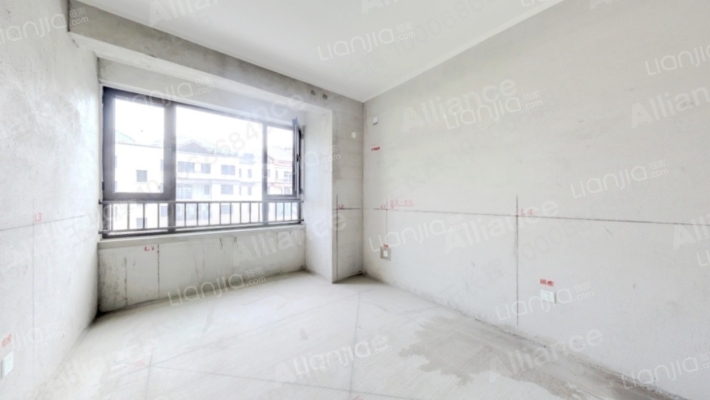 一梯两户洋房、双卧室朝阳、客厅朝阳-卧室B