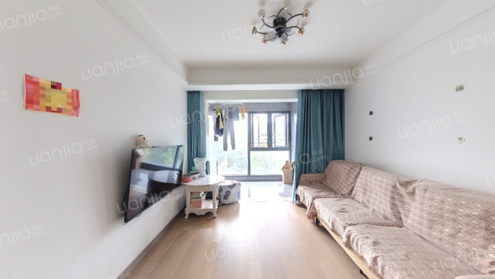 鸿海万科天空之城南区二手房实景图