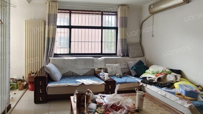 新华园小区二手房实景图