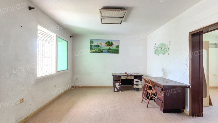 铁路九村二手房实景图