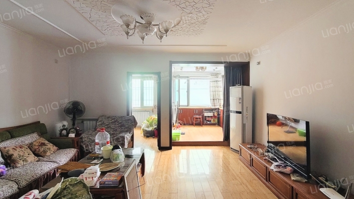 物探二号院 新安小区  低楼层上下楼方便-客厅