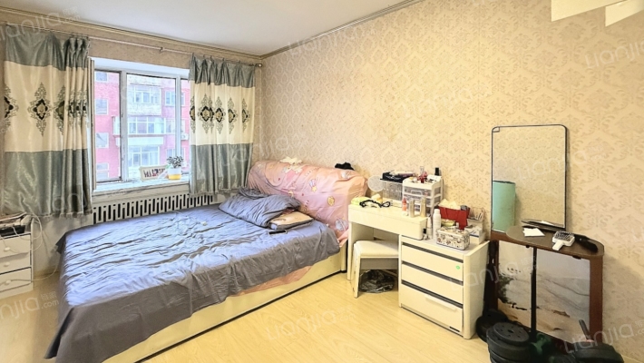 小阿什河街二手房实景图