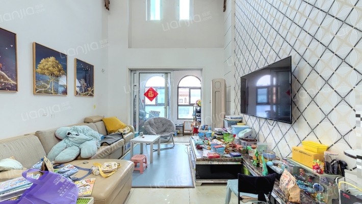 阿卡迪亚五区二手房实景图