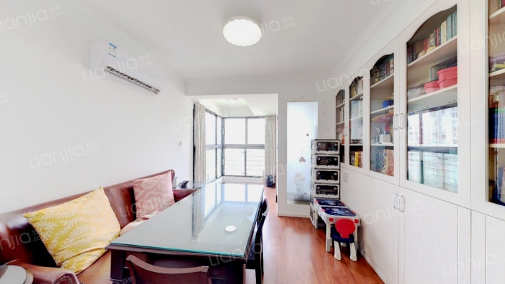 达安河畔雅苑二手房实景图