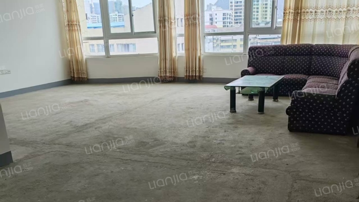 临桂镇人民路大世界主楼二手房实景图