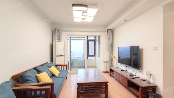 万科大都会海悦苑二手房实景图