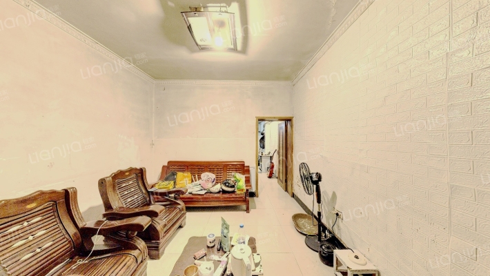 鲤鱼池三村二手房实景图