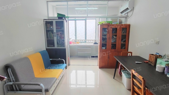 汇金大厦二手房实景图